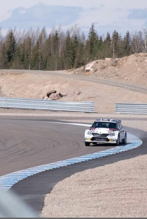 Warm Apart Kouvola Luaran gambar